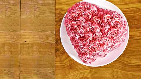 Jak zrobić tort w kształcie serca?